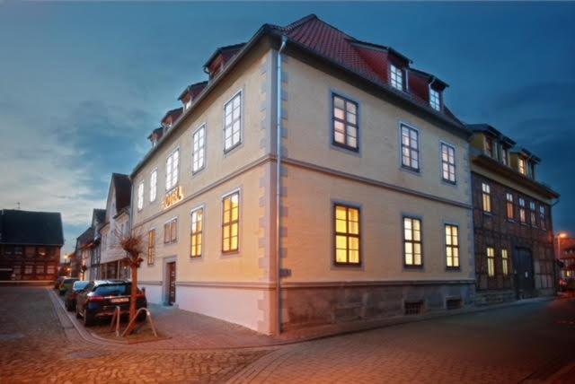 Hotel Am Markt Oebisfelde Екстериор снимка
