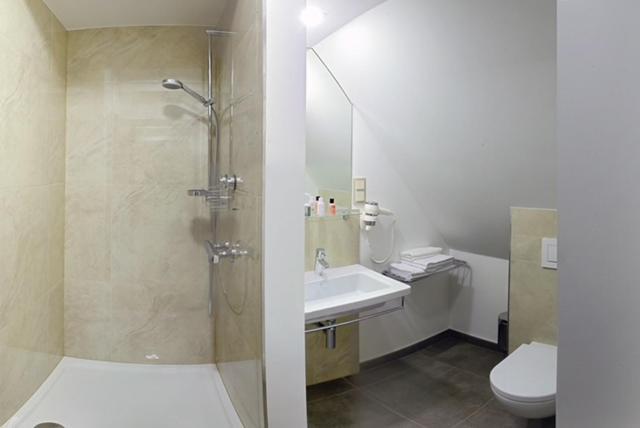 Hotel Am Markt Oebisfelde Екстериор снимка