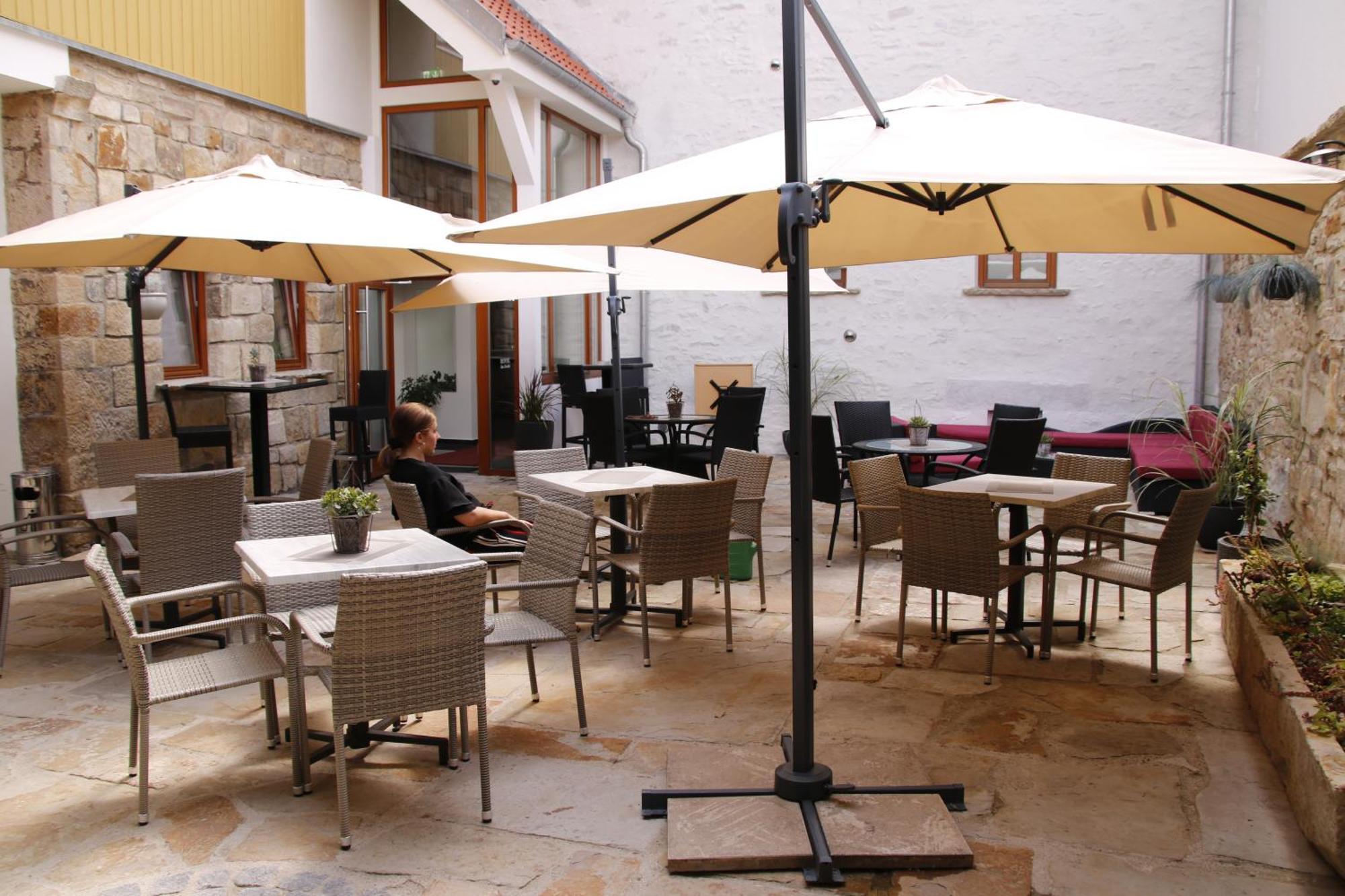 Hotel Am Markt Oebisfelde Екстериор снимка