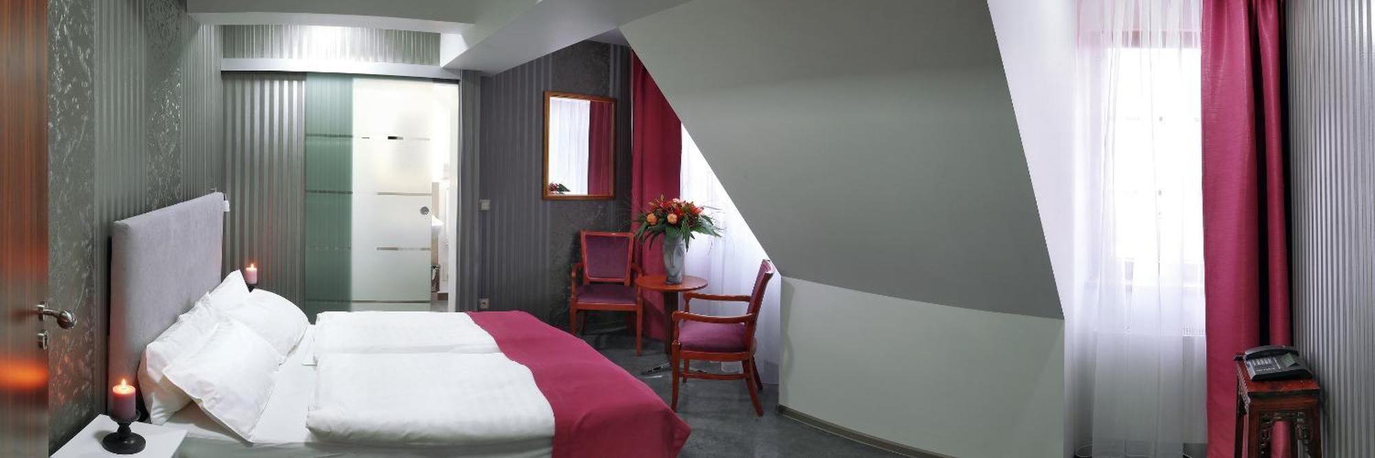 Hotel Am Markt Oebisfelde Екстериор снимка